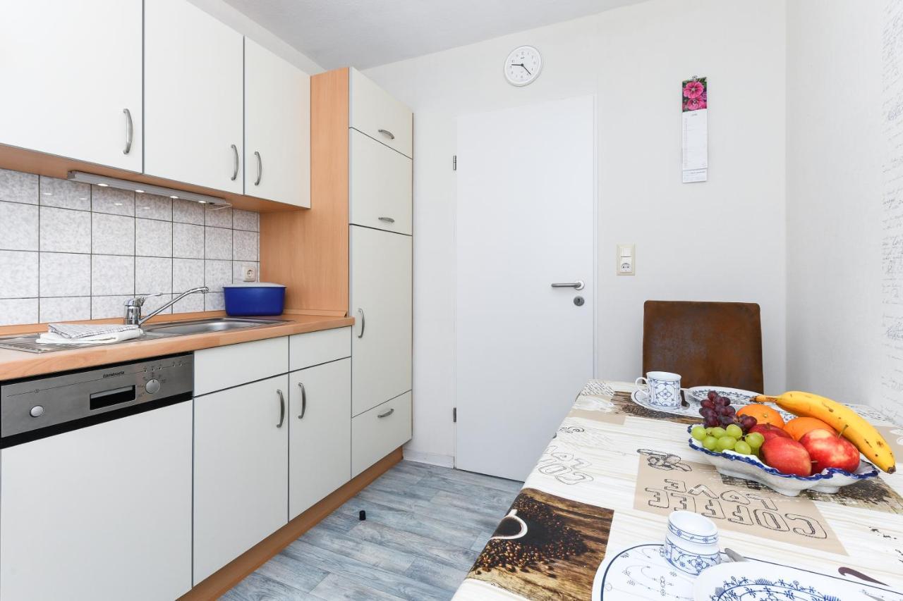 Ferienwohnung Im Haus Weinstock Esens Exterior photo